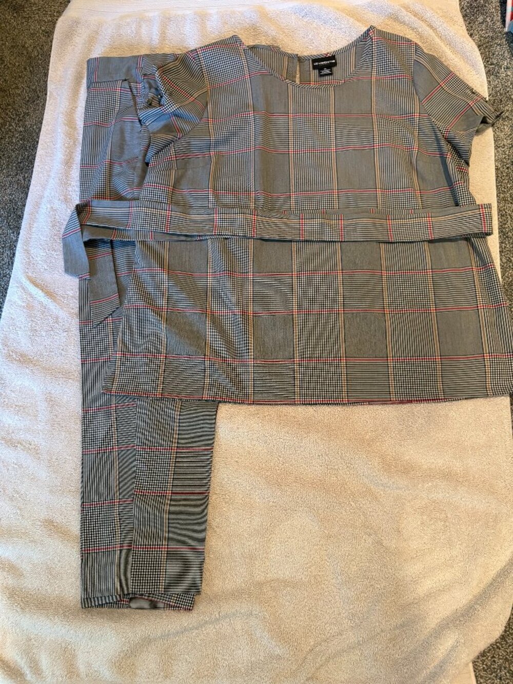 Liz Claiborne Outfit